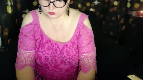 Anika online show from December 2025 02:35:01 PM