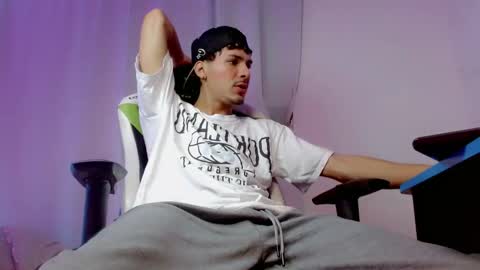 Snapshot of yankees_ chatting on October 2025 08:36:02 AM DANILO P online show from October 2025 08:36:02 AM