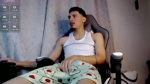 Snapshot of yankees_xxx chatting on June 2026 10:39:01 AM yankees online show from June 2026 10:39:01 AM