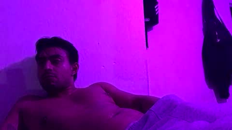 Snapshot of yanose117 chatting on April 2026 07:28:02 AM Jony online show from April 2026 07:28:02 AM