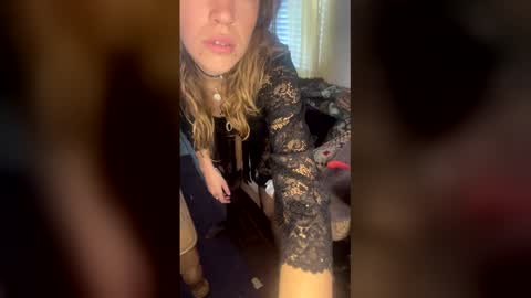 yanyanpixie online show from December 2025 04:03:02 PM