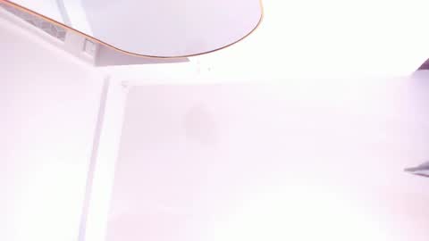 yara10_ online show from April 2026 11:46:02 AM
