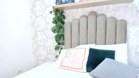 Yara online show from October 2025 07:59:01 PM