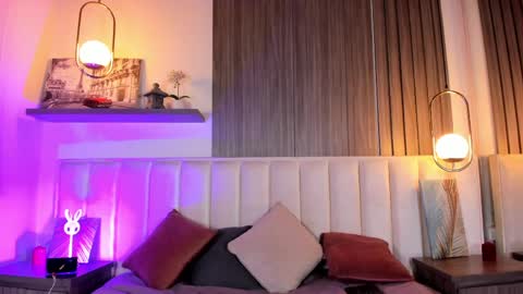 Snapshot of yaramooun chatting on March 2026 01:11:01 PM yaramooun online show from March 2026 01:11:01 PM