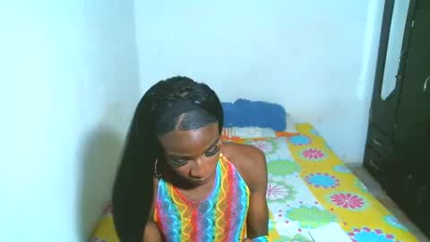 YARITHZA online show from January 2025 03:05:02 AM