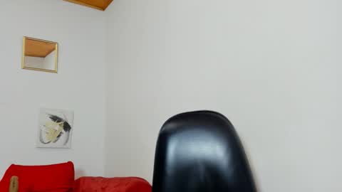 Yasemin online show from December 2025 10:46:02 AM