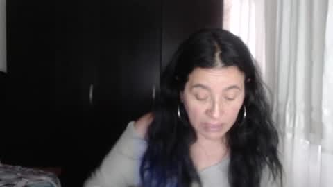 yasmin_love85 online show from December 2024 02:08:02 PM