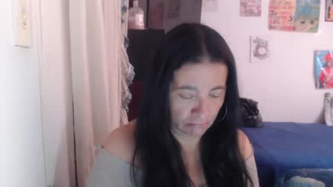 Snapshot of yasmin_love85 chatting on May 2026 02:12:01 PM yasmin_love85 online show from May 2026 02:12:01 PM