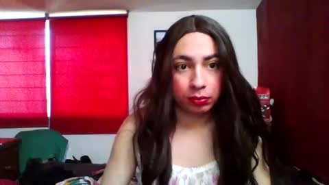 Snapshot of yasmin_paez23 chatting on December 2024 03:48:02 PM Yasmin Paez online show from December 2024 03:48:02 PM