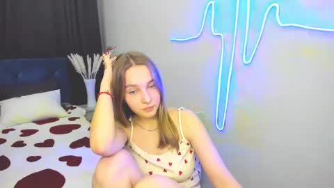 Snapshot of yasminasage chatting on February 2025 03:42:02 PM Yasmina online show from February 2025 03:42:02 PM