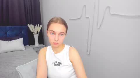 Snapshot of yasminasage chatting on February 2025 05:02:02 PM Yasmina online show from February 2025 05:02:02 PM