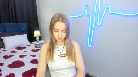 Snapshot of yasminasage chatting on September 2025 12:39:01 PM Yasmina online show from September 2025 12:39:01 PM