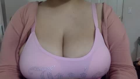 yasminebbyxx online show from March 2026 01:12:01 AM