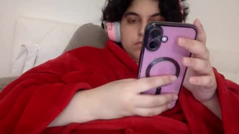 Snapshot of yasminebbyxx chatting on March 2026 11:02:01 AM yasminebbyxx online show from March 2026 11:02:01 AM