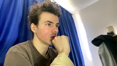 yayay333 online show from March 2026 10:09:02 AM