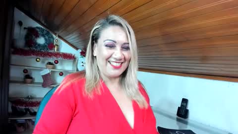 Snapshot of yayita_mature chatting on December 2025 01:20:01 PM yayita online show from December 2025 01:20:01 PM