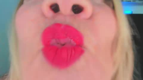 Snapshot of yayita_mature chatting on July 2026 02:53:02 PM yayita online show from July 2026 02:53:02 PM