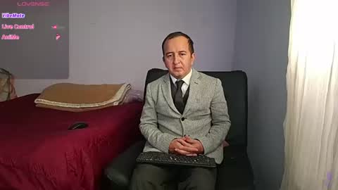 Snapshot of yazflor chatting on June 2026 02:10:02 PM Hazzan y Greisy online show from June 2026 02:10:02 PM