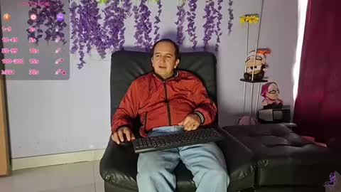 Snapshot of yazflor chatting on June 2026 05:46:02 PM Hazzan y Greisy online show from June 2026 05:46:02 PM