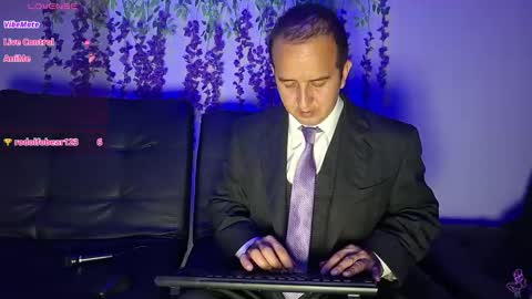 Snapshot of yazfore chatting on February 2026 03:11:02 AM Hazzan online show from February 2026 03:11:02 AM