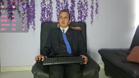 Snapshot of yazfore chatting on February 2026 02:32:02 PM Hazzan online show from February 2026 02:32:02 PM