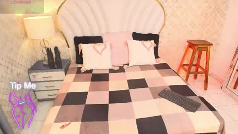  YazminJenner  online show from May 2026 06:10:02 AM