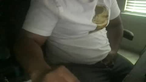 Snapshot of ybslifestyle90 chatting on February 2026 04:36:02 PM ybslifestyle90 online show from February 2026 04:36:02 PM