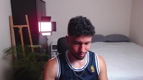 Snapshot of yeff_stone chatting on February 2026 11:44:02 PM yeff online show from February 2026 11:44:02 PM