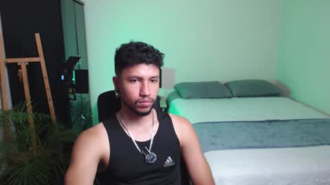 Snapshot of yeff_stone chatting on February 2026 12:55:01 AM yeff online show from February 2026 12:55:01 AM