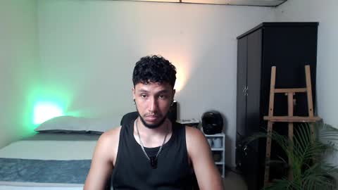Snapshot of yeff_stone chatting on May 2026 02:28:01 AM yeff online show from May 2026 02:28:01 AM