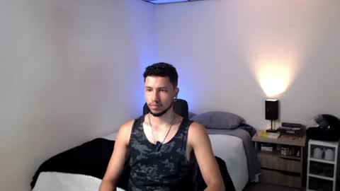 Snapshot of yeff_stone chatting on July 2026 01:41:02 AM yeff online show from July 2026 01:41:02 AM