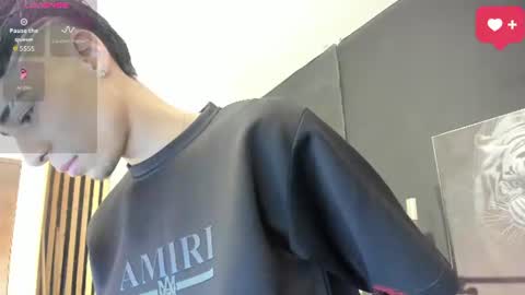 Snapshot of yeidonn chatting on June 2026 03:26:01 AM Yeidonn online show from June 2026 03:26:01 AM