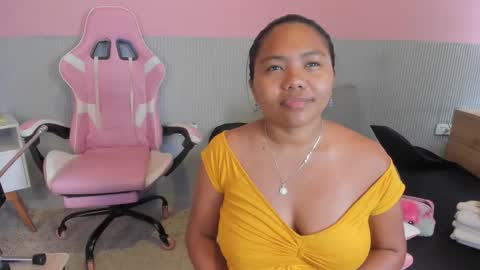 yeika_foxy online show from February 2026 11:25:01 AM