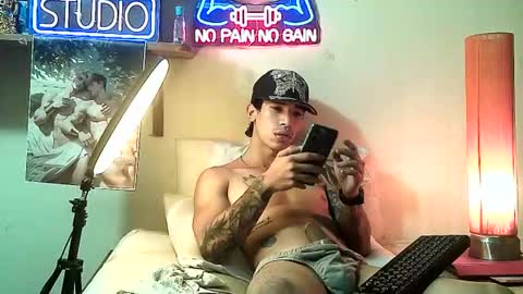 yeisoncastellanos1999 online show from November 2025 11:19:02 PM