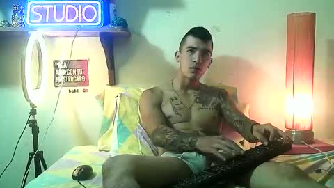 Snapshot of yeisoncastellanos1999 chatting on June 2026 03:01:02 PM yeisoncastellanos1999 online show from June 2026 03:01:02 PM