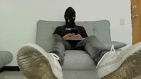 Snapshot of yeisongomezz chatting on July 2026 04:33:01 PM yeisongomezz online show from July 2026 04:33:01 PM