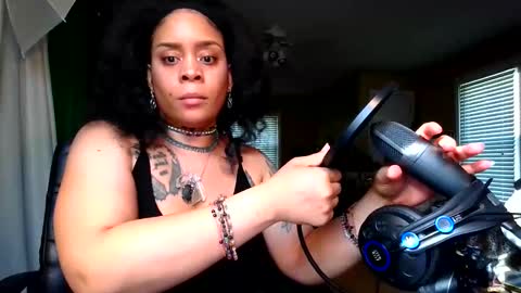 Yella Reign online show from June 2026 10:36:02 PM