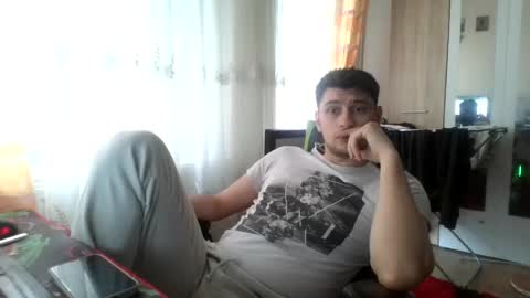 Snapshot of yellowsubmarinex2 chatting on May 2026 10:45:01 AM yellowsubmarinex2 online show from May 2026 10:45:01 AM