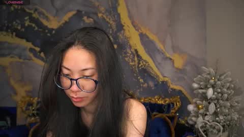 Snapshot of yennstar chatting on February 2026 07:25:02 PM yennstar online show from February 2026 07:25:02 PM