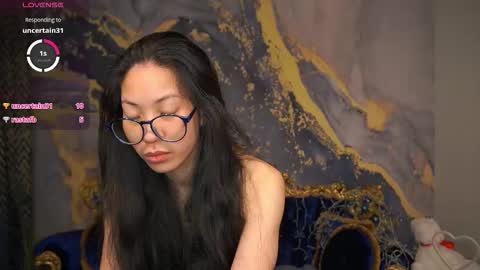 Snapshot of yennstar chatting on March 2026 09:10:01 PM yennstar online show from March 2026 09:10:01 PM