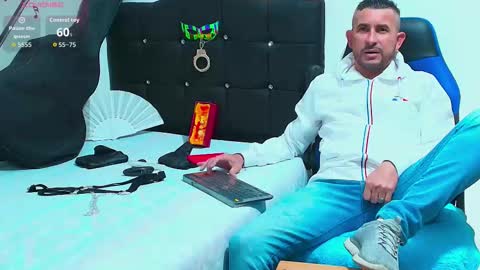 Yeol online show from November 2025 06:31:01 PM