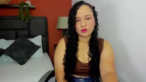 Y E R A  online show from December 2025 12:00:01 PM