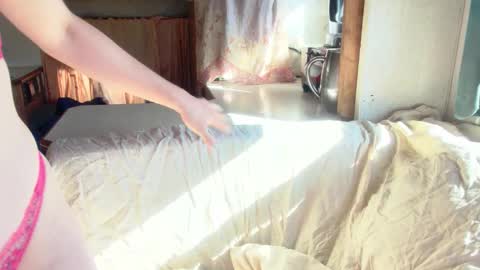 Snapshot of yespleasemerci chatting on January 2026 04:00:01 PM Brienne online show from January 2026 04:00:01 PM