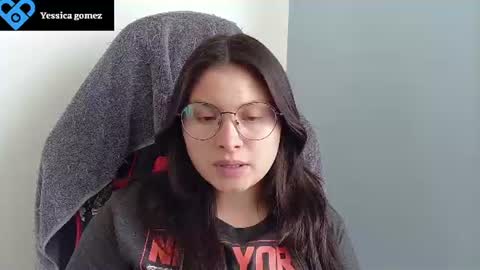 yessica_gomez01 online show from June 2026 06:00:02 PM