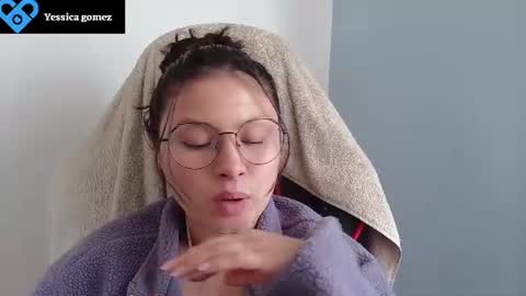 yessica_gomez01 online show from June 2026 10:14:02 PM