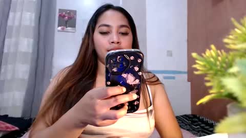 Snapshot of yhang_slut chatting on February 2025 08:44:01 AM yhang_slut online show from February 2025 08:44:01 AM