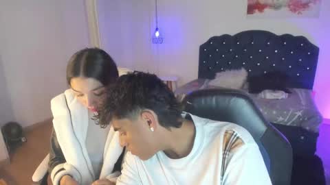 Snapshot of yiing_and_yang chatting on September 2025 07:24:02 PM Yiing and yang online show from September 2025 07:24:02 PM