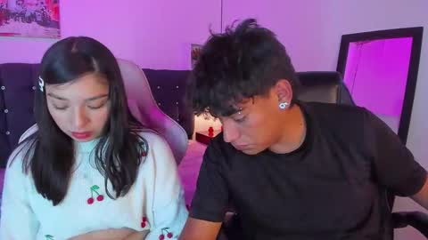 Snapshot of yiing_and_yang chatting on September 2025 08:01:02 PM Yiing and yang online show from September 2025 08:01:02 PM