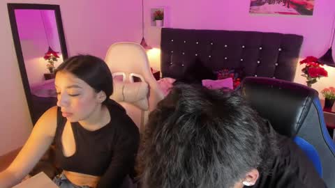 Snapshot of yiing_and_yang chatting on September 2025 09:19:01 PM Yiing and yang online show from September 2025 09:19:01 PM