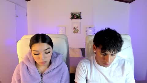Snapshot of yiing_and_yang chatting on October 2025 09:04:02 PM Yiing and yang online show from October 2025 09:04:02 PM